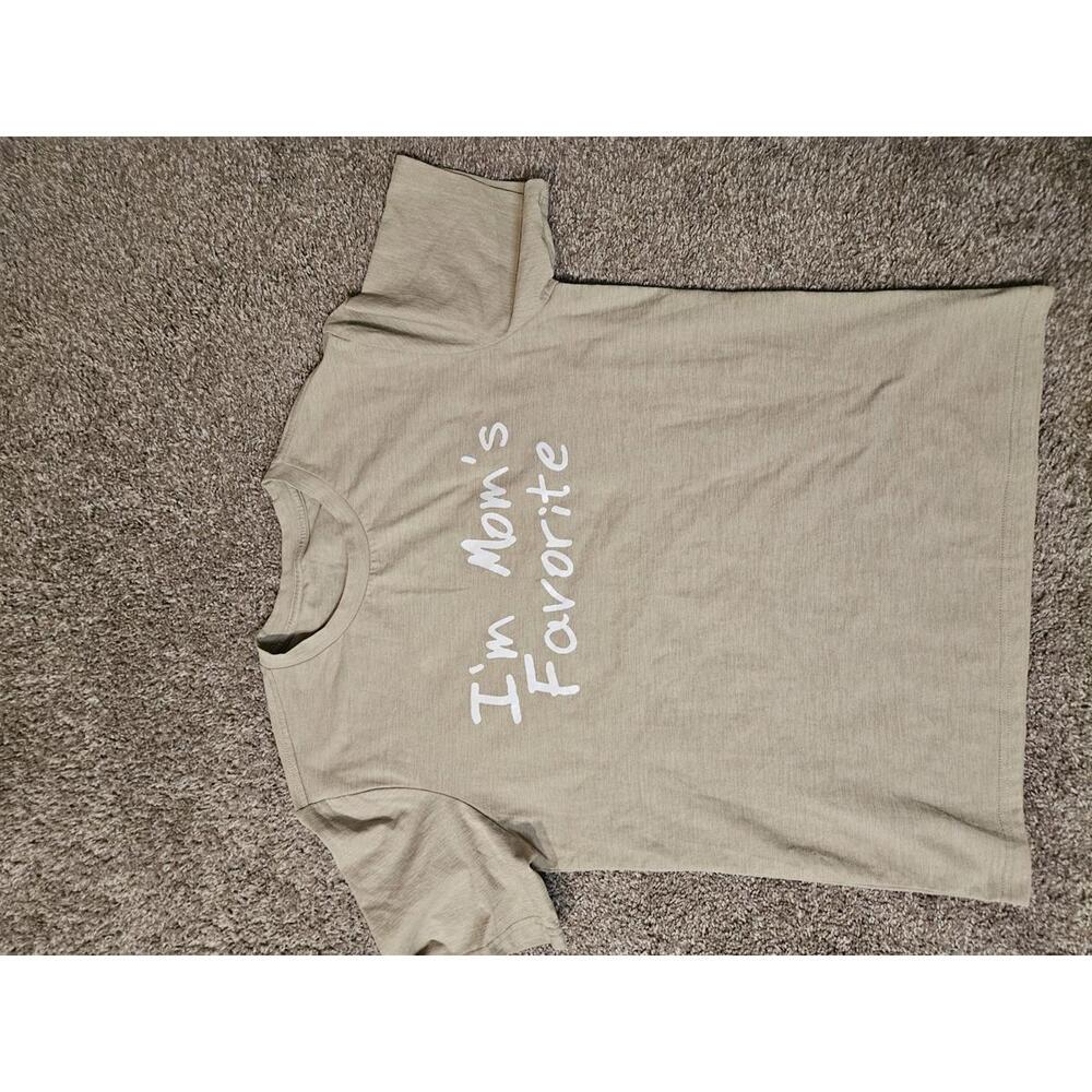 I'm Mom's Favorite T-Shirt #635